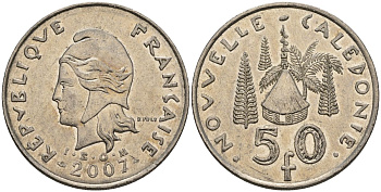 Французская Новая Каледония 50 франков 2007 хижина среди сосен и пальм, (IEOM) KM 13a, Schoen 15a, Lec 128i медно-никель 4111-112