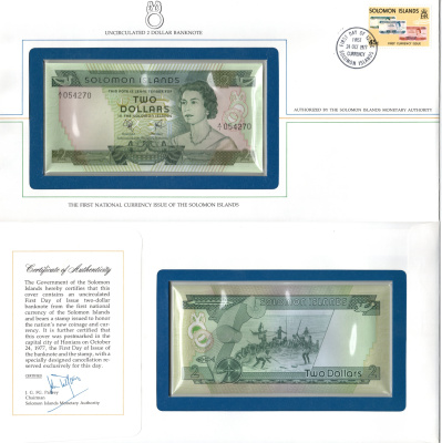 Соломоновы Острова набор "первый день выпуска" 1977 в комплект входит полный выпуск выходящих монет и банкнот в даном году - 7 монет (1, 2, 5, 10 и 20 центов; 1 и 5 долларов) и 3 банкноты (2, 5 и 10 долларов). 8-2-04-39