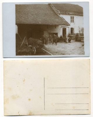 ШВЕЙЦАРИЯ ОТКРЫТКА ND I-АЯ МИРОВАЯ ВОЙНА, ГРУППОВОЕ ФОТО СОЛДАТ ОКОЛО СЕНОВАЛА бумага 153-26-11