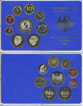 ФРГ набор из 9 монет 1977 D, официальный государственный набор, в пластике    PROOF  3540-4-1
