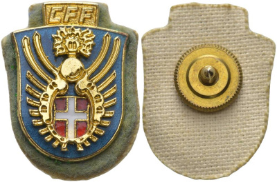 ШВЕЙЦАРИЯ ЗНАК ND ШВЕЙЦАРСКИЕ ЖЕЛЕЗНЫЕ ДОРОГИ ? НА ВИНТОВОЙ ЗАКРУТКЕ, ЭМАЛЬ 7503-1-11