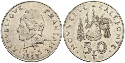 Французская Новая Каледония 50 франков 1992 хижина среди сосен и пальм, (IEOM) KM 13, Schoen 15, Lec 121 никель 4123-222