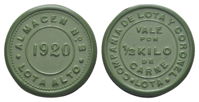 Чили, компании Лота и Коронель (Compania de Lota y Coronel) - Склад № 2 жетон в 1/2 килограмма мяса 1920 диаметр 30 мм, вес 4,5 гр не описан в Espinosa эбонит (зеленый) 1066-1-63