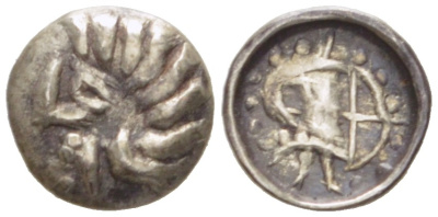 Древняя Греция, Скифия обол 250 - 130 гг. до н.э. Согдиана, Скифская Даха, голова/лучник, 0,43 гр MACW 350 серебро 1073-11-85