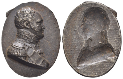 Россия плакетка XIX век профиль Александра I железо 00-810-67