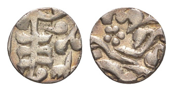 Индия, Джайпур 1/8 рупии 1883 KM 137 серебро 1522-933