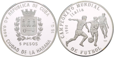 Куба 5 песо 1989 чемпионат мира по футболу в Италии 1990 года, три игрока KM 225 серебро PROOF 11-085-33