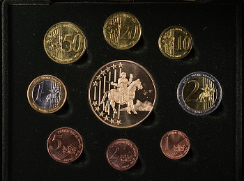 Чехия евронабор из 9 монет (с 5 евро) 2004 пробники, PROBA, в оригинальной коробке, с сертификатом    PROOF  4-3-4-05