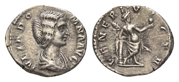 Римская Империя денарий 193-194 Юлия Домна, жена Септимия Севера, IVLIA DOMNA AVG, бюст императрицы/VENERI VICTR, обнаженная Венера держит пальмовую ветвь и яблоко, Рим RIC 536 серебро 00-812-39