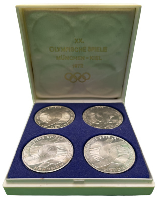 ФРГ набор из 4 монет по 10 марок 1972 XX Олимпийские игры 1972 года в Мюнхене, символика (F, J, D, G), коробка KM 131, J. 402 серебро UNC 3-4-7-26