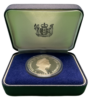 Новая Зеландия 1 доллар 1979 герб Новой Зеландии, Елизавета II (1952-2022) KM 48а серебро PROOF 3-4-7-15