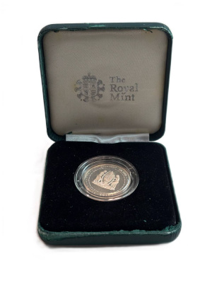 Танзания 50000 шиллингов 2011 50 лет Независимости, в оригинальной коробке KM 73 серебро PROOF 3-4-10-03