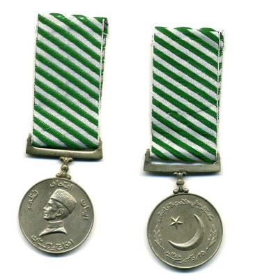 Пакистан медаль 1976 100 лет Мухаммад Али Джинна, на колодке, с лентой 1-5-1-40