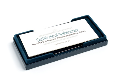 США набор из 3 монет по 1 доллару 1994 серия Ветераны, оригинальная коробка, сертификат KM 250, 251, 252 серебро PROOF 4-5-2-16