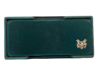 США официальный набор из 3 монет (1 доллар) 1994 Мемориал ветеранов Вьетнама, Национальный музей военнопленных и Мемориал женщинам на военной службе KM 250, 251 и 252 серебро PROOF 2-4-2-02