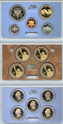 США официальный набор из 14 монет, в 3 пластиковых сетах 2010 годовой набор и юбилейные монет (1 доллар и 25 центов), в оригинальной коробке, сертификат KM PS 245   PROOF  8-2-03-15