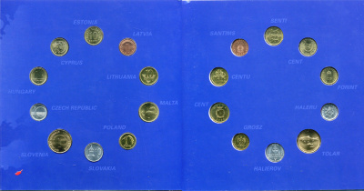 Европа набор из 10 монет разных государств ND страны - кандидаты в Евросоюз, в буклете    UNC  1-6-1-15