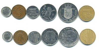 Нидерланды набор из 6 монет 1966-2001 оригинальная коробка 7-4-69