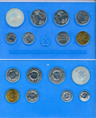 ГДР официальный набор из 8 монет включая 5 марок Бранденбургские ворота 1980 тираж 25000 экземпляров, твердый пластик KM MS2   UNC  8-2-04-07