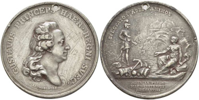 ШВЕЦИЯ МЕДАЛЬ 1768 НАЧАЛУ ПОЛИТИЧЕСКОЙ ДЕЯТЕЛЬНОСТИ ПРИНЦА ГУСТАВА III, МЕДАЛЬЕР LIUNGFERGER, ДИАМЕТР 57 ММ., ВЕС 43,39 ГР., С ОТВЕРСТИЕМ НА 12 ЧАСОВ белый металл 1084-3-12