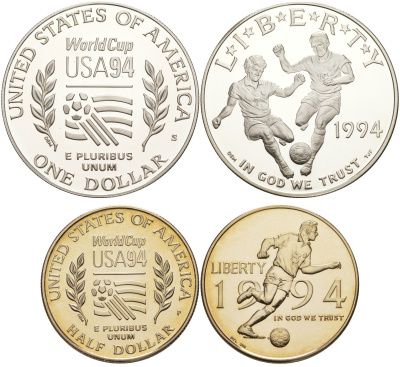 США набор из 2 монет 1994 S, чемпионат мира по футболу в США, 1 доллар и 50 центов, в оригинальной коробке, сертификат KM 246, 247 серебро, медь плакированная медно-никелем PROOF 00-00