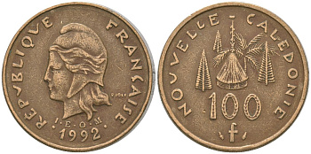 Французская Новая Каледония 100 франков 1992 хижина среди сосен и пальм, (IEOM) KM 15, Schoen 16, Lec 137 никель латунь 4140-742