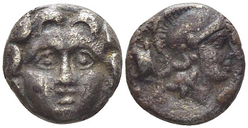 Писидия, Селге диобол 300-200 гг. до н.э. голова горгоны Медузы / голова Афины, слева астрагал, 1,11 гр SNG von Aulock 5278 серебро 1073-11-92